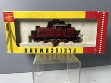 VINTAGE HO FLEISCHMANN WESTERN GERMANY 1379 DIESEL LOCOMOTIVE DB V60 1099 w  Box
