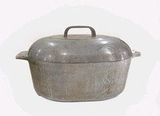 Magnalite Wagner Ware Oval Aluminum Casserole/Roaster w/ Lid Model 4265