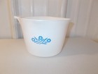 Corning Ware 4 Cup Sauce Maker / 3 Sided Pouring Spouts. Cornflower Blue — photo 1