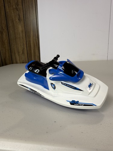 Wave Speeder Force 1 Radio Controlled Dual Motor jet ski Boat NO REMOTE untested