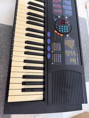 YAMAHA PSR-180 61 keys Keyboard AC adapter 100 tones Vintage