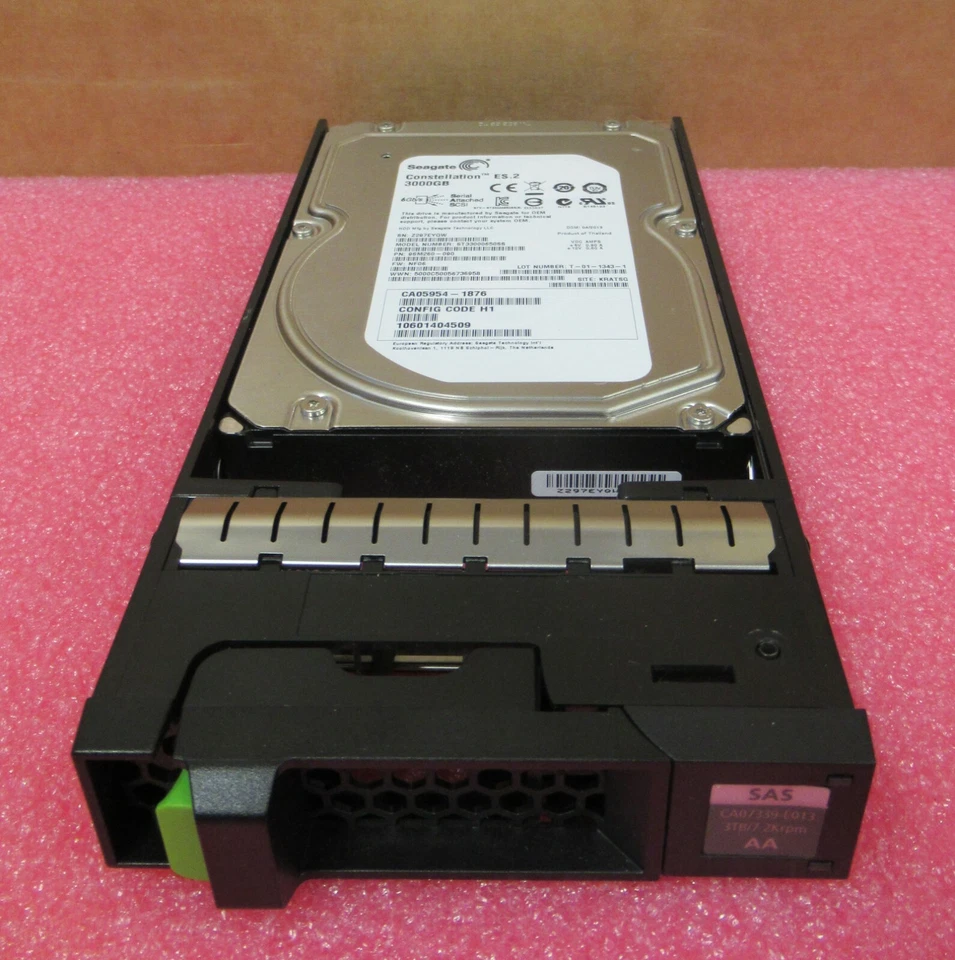 Fujitsu SAS HDD Festplatte 3TB 7,2k SAS 6G LFF ETERNUS DX80 90 S2 CA07339-E013 - Image 3 of 4