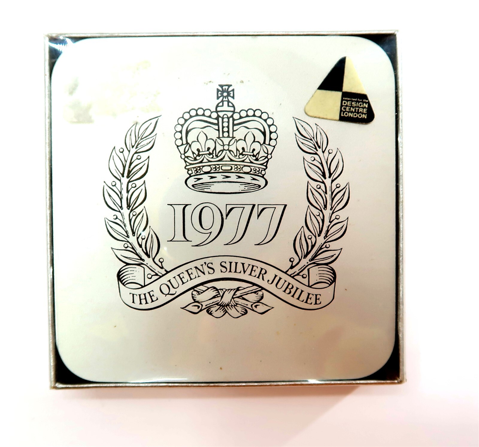1977 QUEEN ELIZABETH II Silver Jubilee 4 Piece Metal Coaster Set NEW in Box