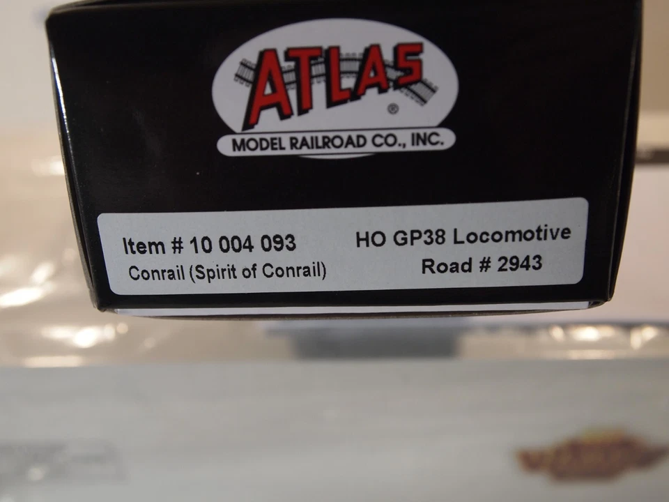 ATLAS 10004093 H.O.  EMD GP38  CONRAIL 2943 "SPIRIT OF CONRAIL""25YRS"DCC /SOUND - Image 2 of 3