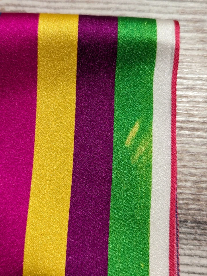 Tela satinada a rayas multicolor Foto 2 de 4