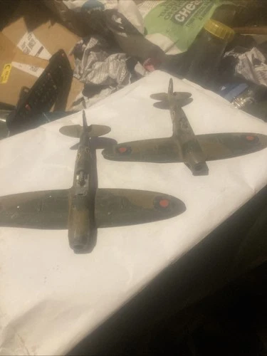 Vintage Dinky Toys 2 X Spitfire mk II Top Casting Only Spares Repairs Resto