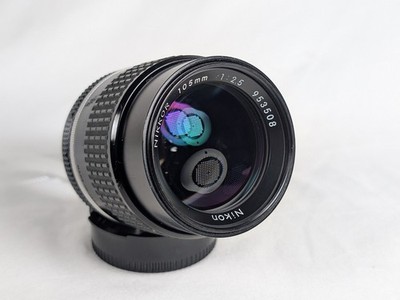 Nikon Ai-s Ais Nikkor 105mm F2.5 Telephoto Prime MF Lens gcc