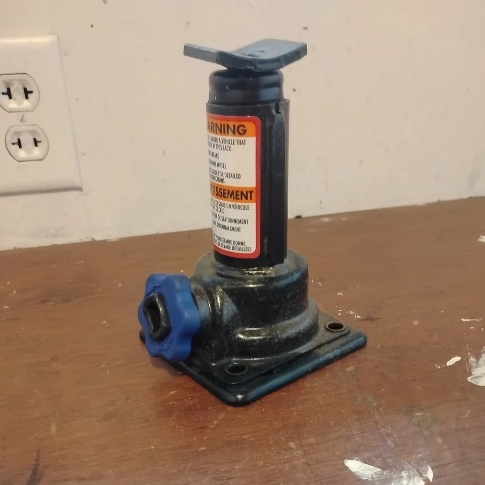 Ford Ranger 1998-2011 ex cabina neumático de repuesto de emergencia botella gato elevador OEM Foto 2 de 4