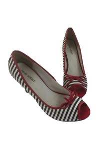 nine west white heels