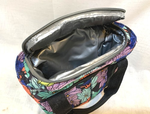 Small Insulated Lunch Bag Floral Design w/ Outside Pocket, Zippered Closure - Picture 5 of 5