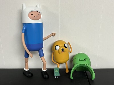Figurine Adventure Time Deluxe – Finn Et Jake, 25cm, Officielle, Avec Accessoires