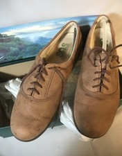 Soft Brown Leather Lace-ups, Made in USA, size 7.5