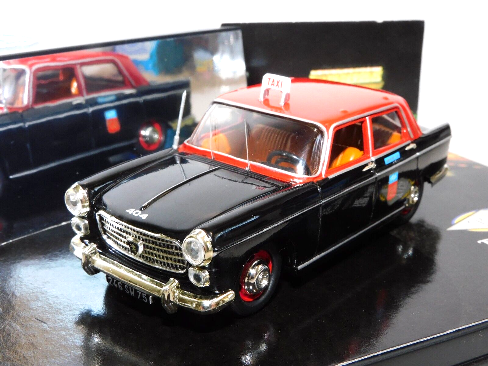 CITY PEUGEOT 404 TAXI G7 PARIS 1/43 CT012A VITESSE