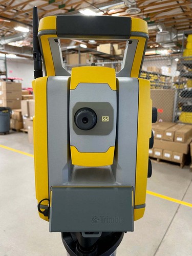 Trimble S5 Total Station Package with TSC7 - Access - Picture 6 of 9
