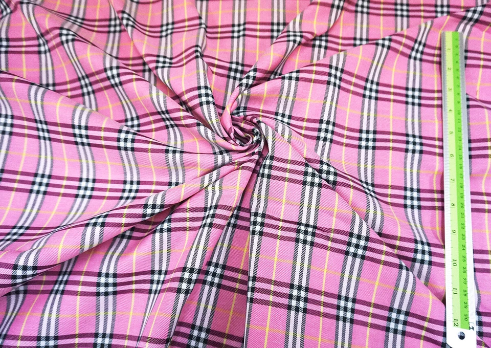 PINK PLAID TARTAN COTTON BLEND WOVEN FABRIC GR8 FOR KILT SKIRT DRAPE DRESS - Image 2 of 4