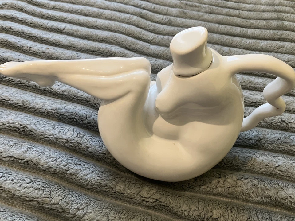 Marvellous & Naughty Anissa Kermiche: Female Form Teapot. Glossy White. - Image 3 of 4