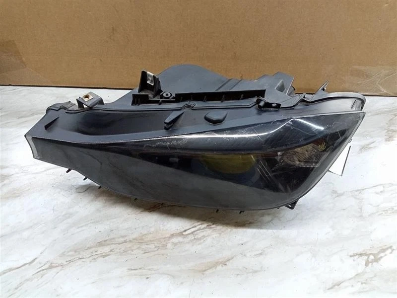 二手左灯总成适合:2013 Bmw 328I Sdn 带氙气左 A 级 — 第 2/4 张图片
