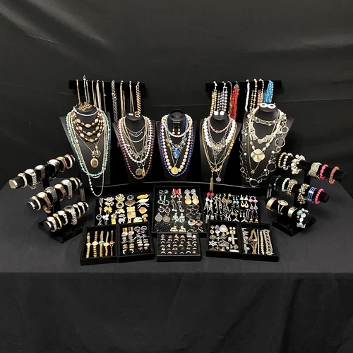 236 pc Antique Vintage Estate Costume Jewelry Some Signed. Lot 694