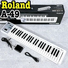 Good Condition Roland A-49 MIDI Keyboard White with Foot Pedal Roland White 49