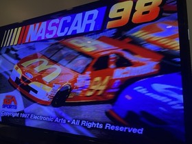 NASCAR 98 (Sega Saturn, 1997) con manual - probado