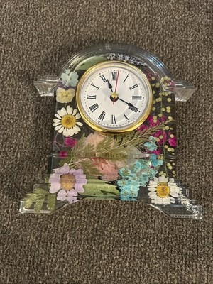 Resin Desktop Clock Pressed Flowers Handmade Colorful Floral  Clock