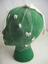 Vtg 60s Ivory Cute Mini  Long Velvet Bows Veil Net Hat- 15" diameter H11 