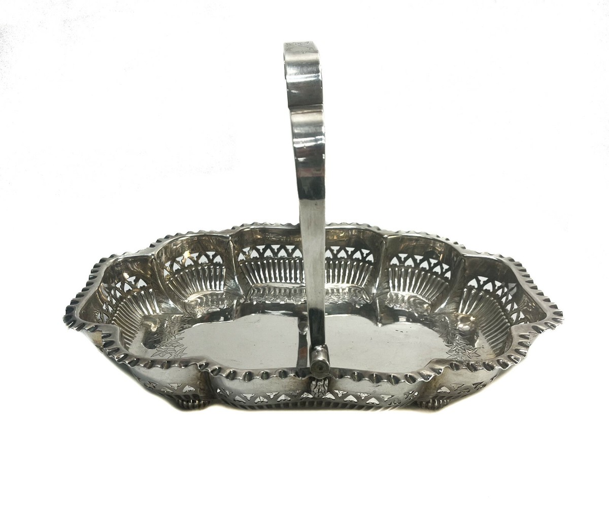 ★新品未使用★ Sheffield シルバープレート　菓子入れ Walker & Hall Sheffield English Silverplate Pierced Basket #5935