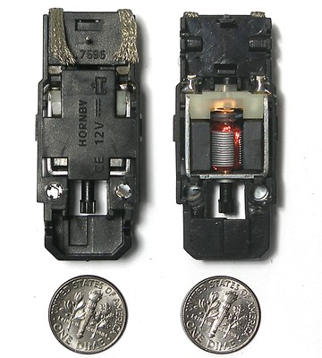 1 MICRO SCALEXTRIC 1/64 HO SLOT CAR Braided Pickup Slot Car NARROW CHASSIS 12V