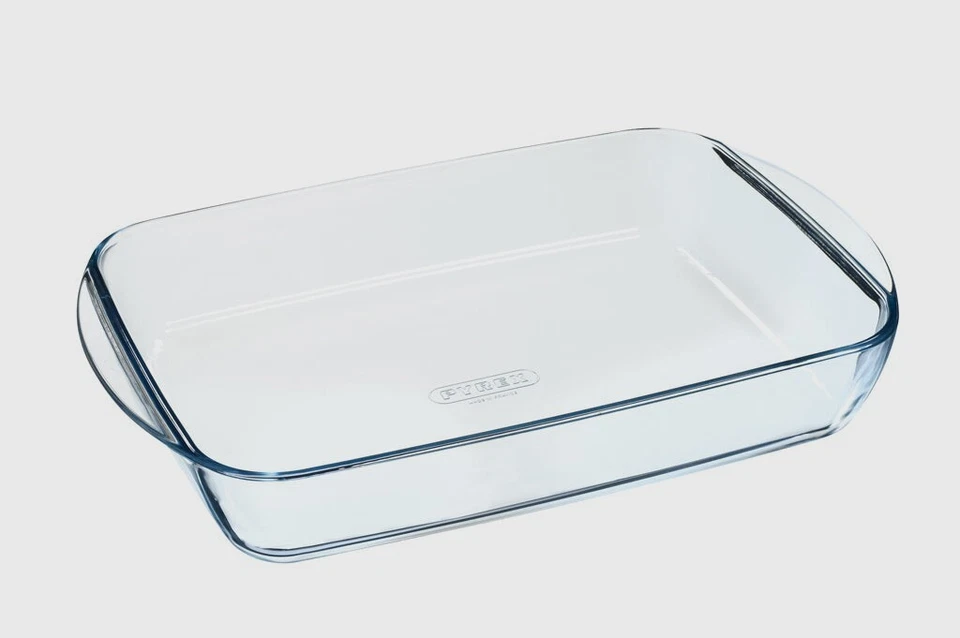 Pyrex Transparent Oven safe Scratch Resistant Glass Baking, Roasting Tray - Image 1 of 1