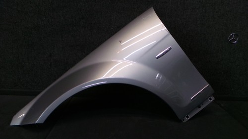 CW-1 * Mercedes-Benz W204 C-Klasse  Kotflügel Links - 792 Palladiumsilber Met