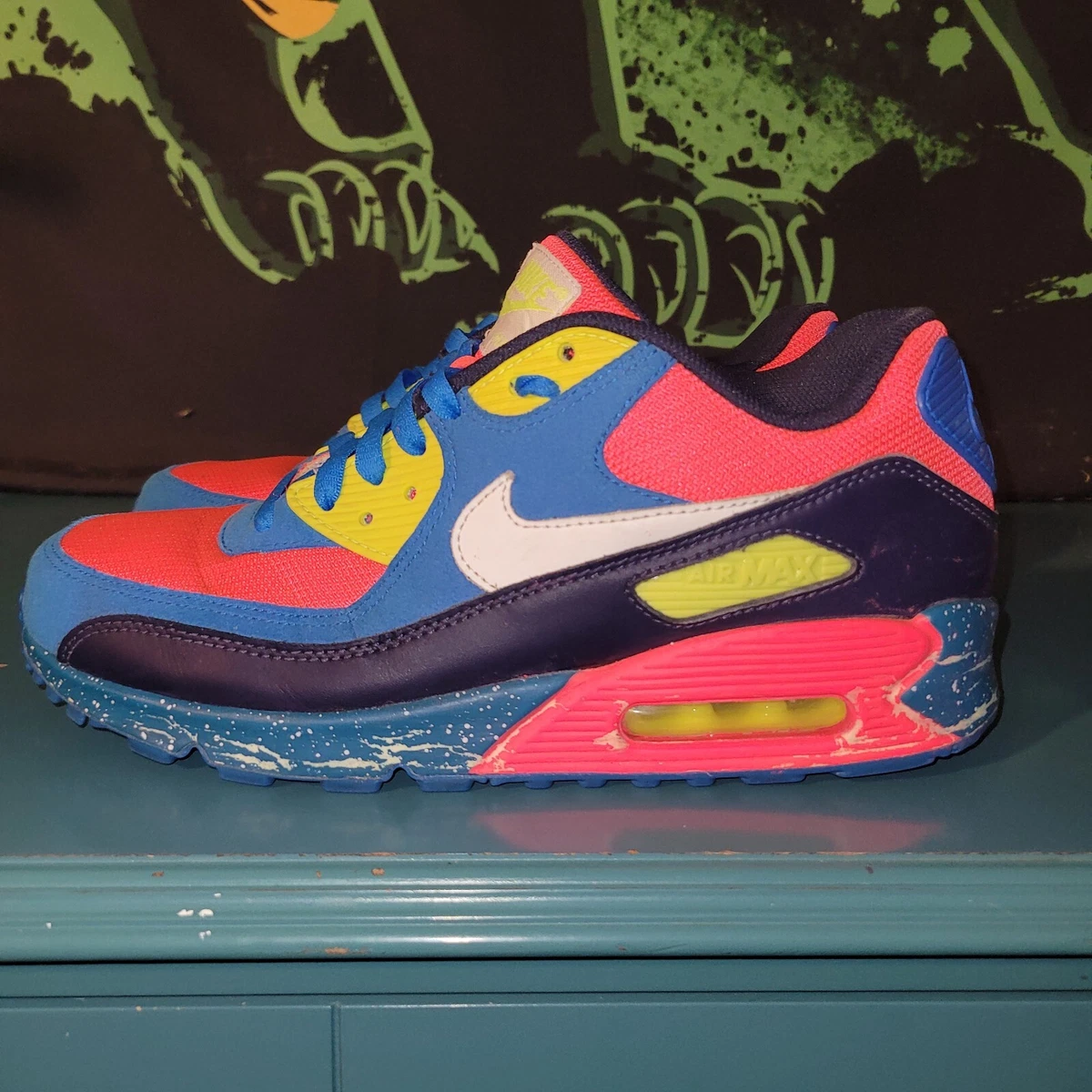 NIKE iD AIR MAX 90 By You Custom designed NEON Red Blue Colors Size 8 NIKEiD