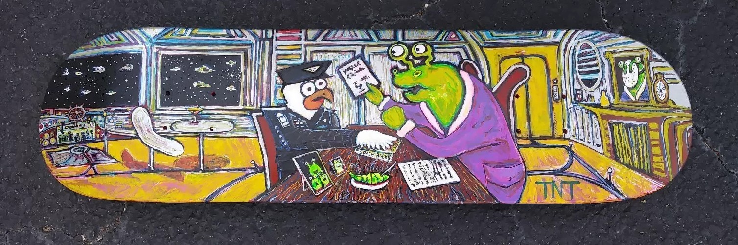 Custom skateboard Space Alien creature Bird Battlestar mafia Cartel Sci-fi deck