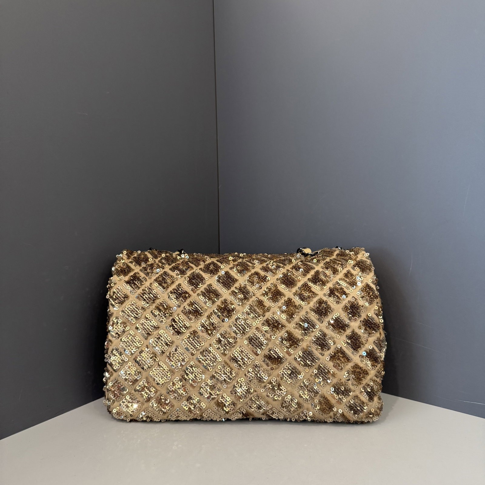 Chanel Medium Single Flap Gold Lambskin Satin Sequin (hs040926b3) — image 3