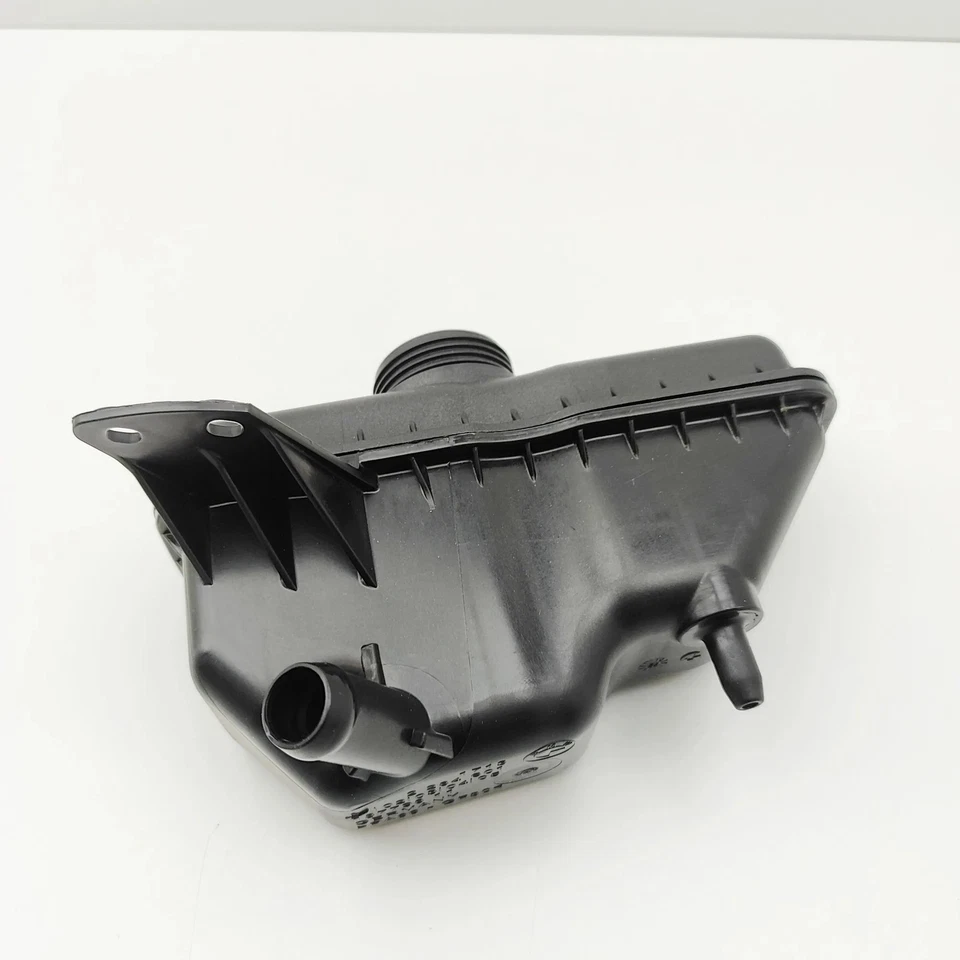 BMW M3 F80 Engine Coolant Expansion Tank 17132284601 NEW GENUINE - Image 4 of 4