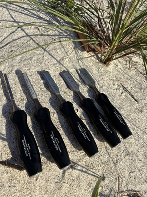 CRAFTSMAN USA Wood Chisels. 1/4'' 1/2'' 3/4  1'' 1.25  Set Of 5
