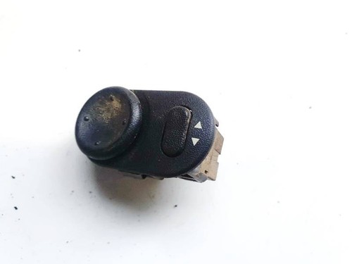 09226861 Schalter Spiegelverstellung  Opel Astra DE2047715-04