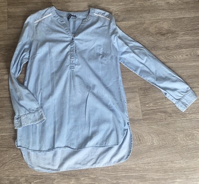 New Directions Denim Shirt Large Petite Cotton Lightweight Crochet Accents