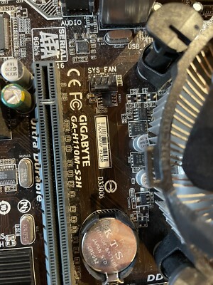 Gigabyte GA-H110M-S2H with i5-6400 2.70GHz Motherboard with I/O
