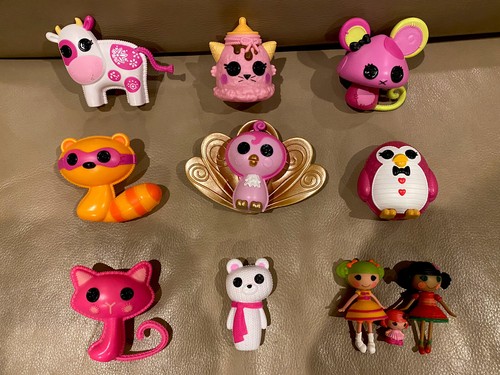 Lalaloopsy 11 Toys Pets Mini Dolls Lot Raccoon Polar Bear Cats Mouse Peacock - Afbeelding 1 van 10