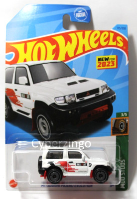 1:64 Hot Wheels Mitsubishi Pajero Evolution Diecast Model Car White BRAND NEW
