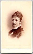 ANTIQUE CDV CIRCA 1880S ALLEN GORGEOUS LADY IN FANCY DRESS BOSTON MASS.