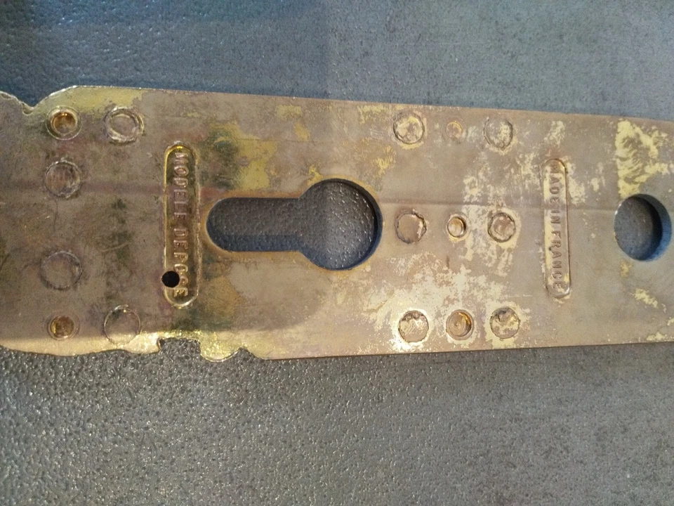 Ancienne PLaquede Propreté en Métal Doré À L Or Fin,Porte, Style Louis XV - Photo 4/4