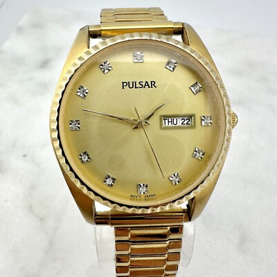 Pulsar Watch Men Gold Tone Diamond Day Date VX33-X104  7  Stretch - New Battery