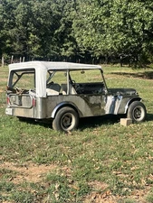 Willy’s Jeep Kit On A Frame With a V6 Motor And automatic transmission.