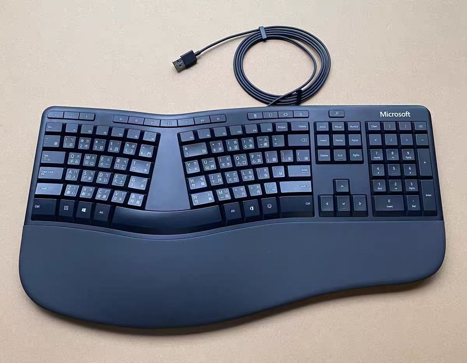 Microsoft LXM Black Wired Ergonomic USB Keyboard 1878 With Mouse 1923 ...