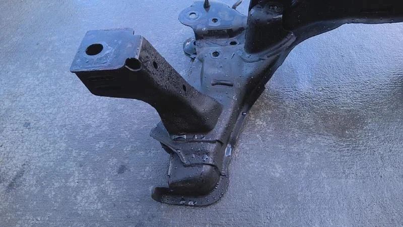 2008 Ford Escape Front Suspension Subframe Crossmember Assembly Oem — 第 3/4 张图片