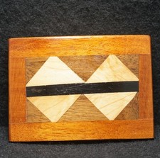 WJ05126 GOOD VINTAGE 1970s WOODEN PANELS UNISEX FASHION ARTWORK BELT BUCKLE