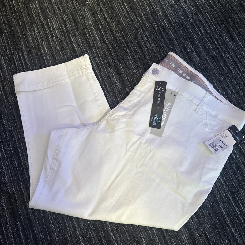 Lee Total Freedom Capri 24w Medium 3191210 White Womens NWT
