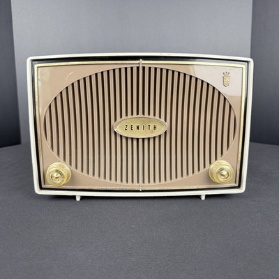 Zenith B615G AM Tube Radio White Brown Case Working