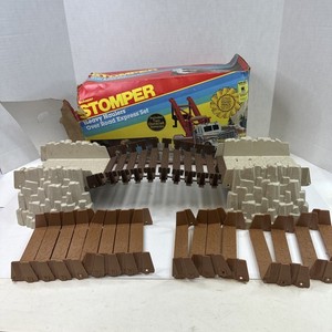 Stomper Over The Road Express Set  Set Incomplete No Truck Y4